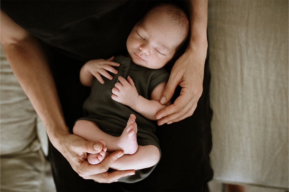 fotografia barcelona de un newborn o recien nacido
