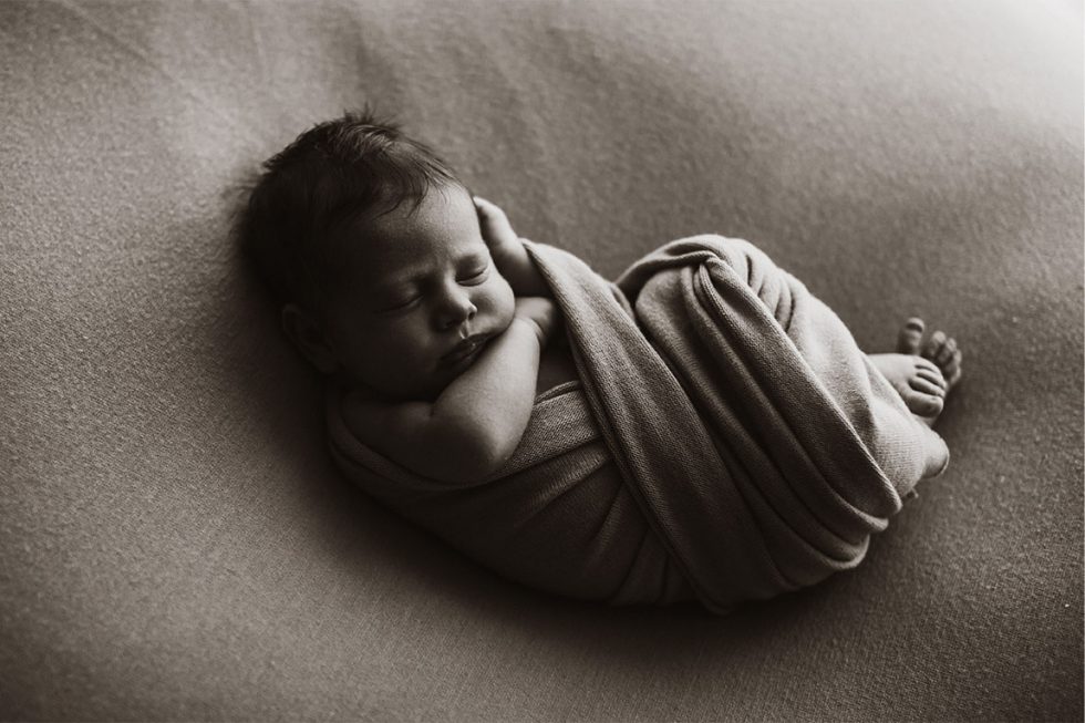 sesion fotografica de un bebe recien nacido