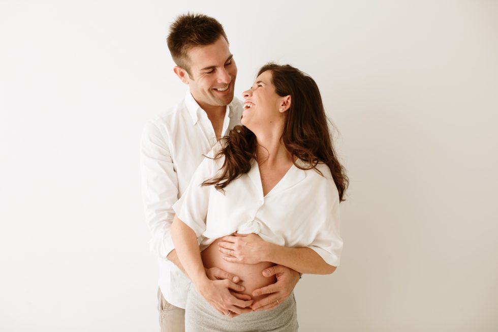 reportaje fotografico barcelona embarazo con pareja